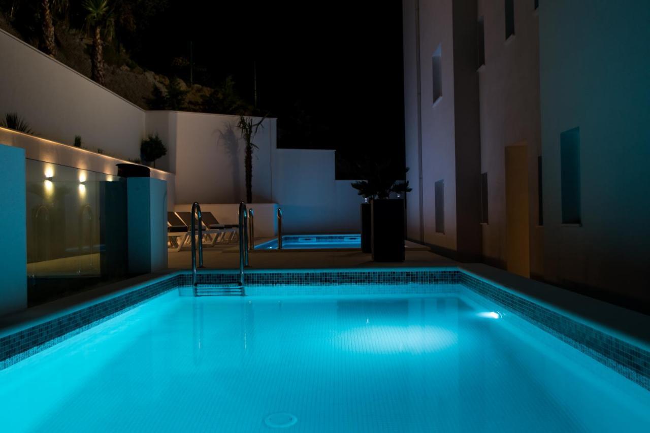 New -150m2 Penthouse With Shared Pool - Smaragd Apartment *