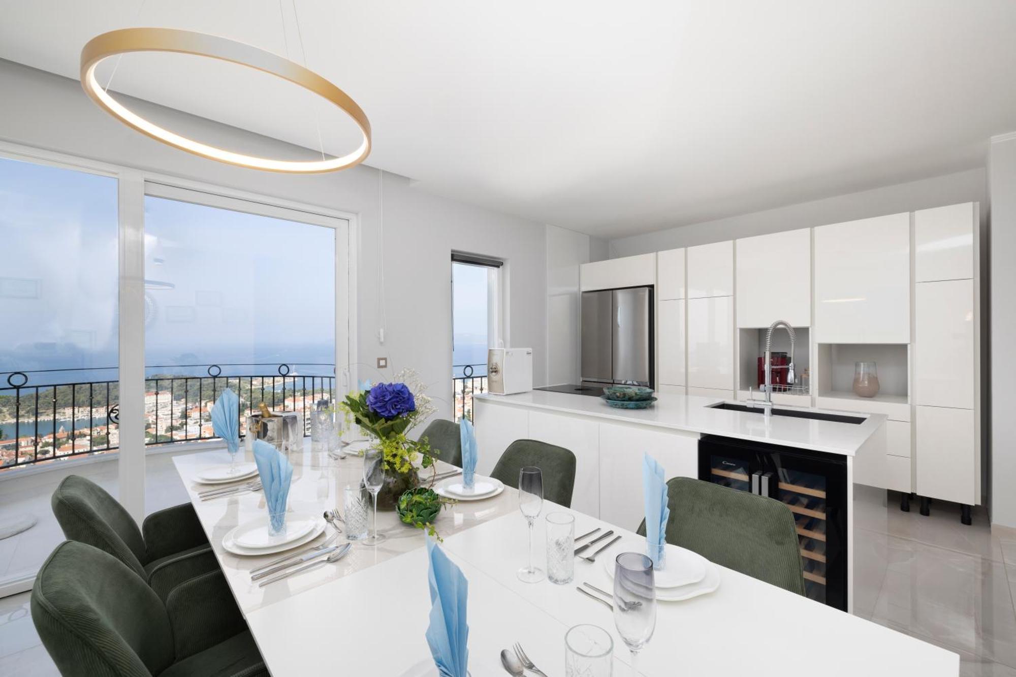 New -150m2 Penthouse With Shared Pool - Smaragd Apartment *