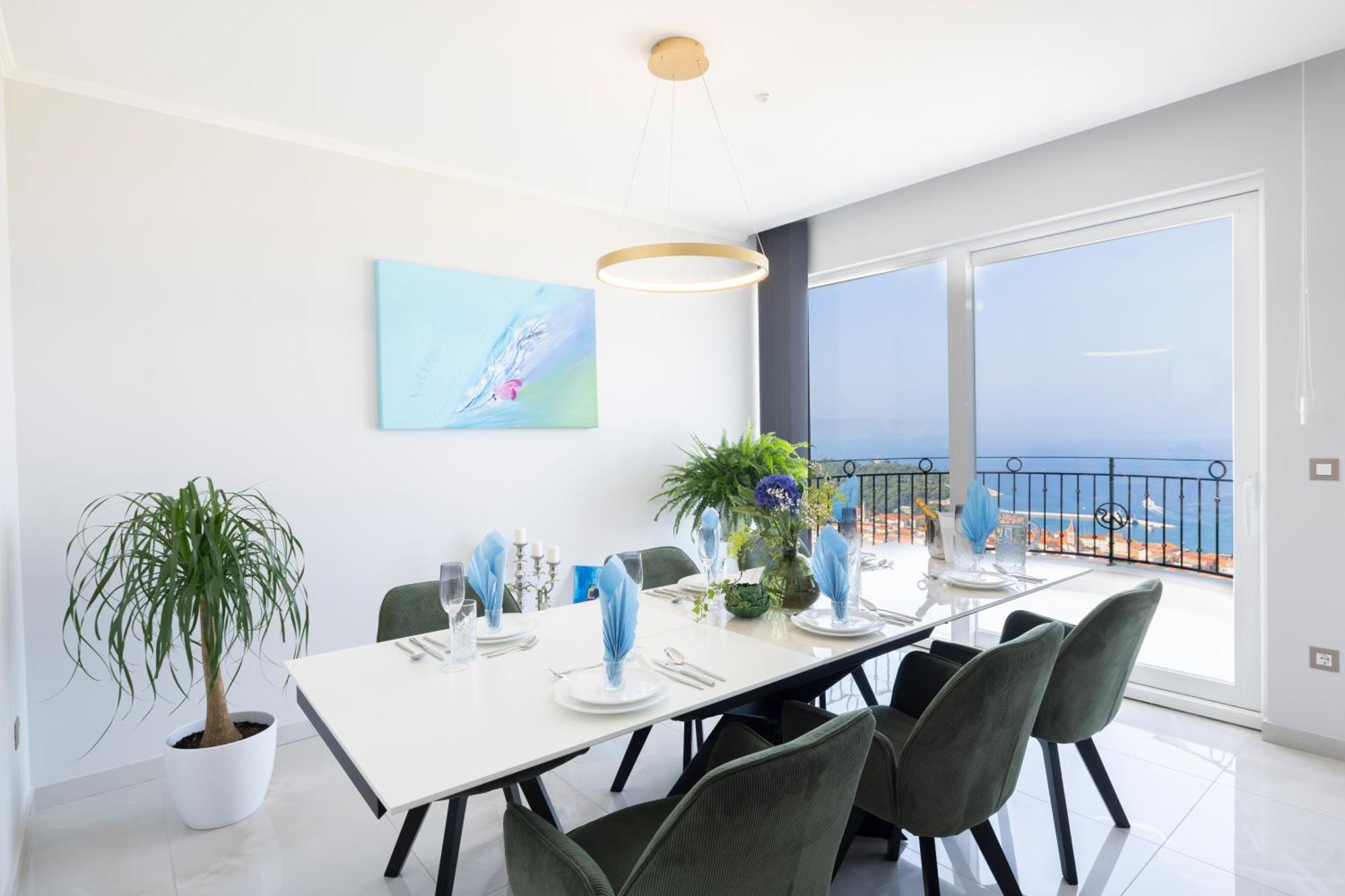 New -150m2 Penthouse With Shared Pool - Smaragd Apartment *
